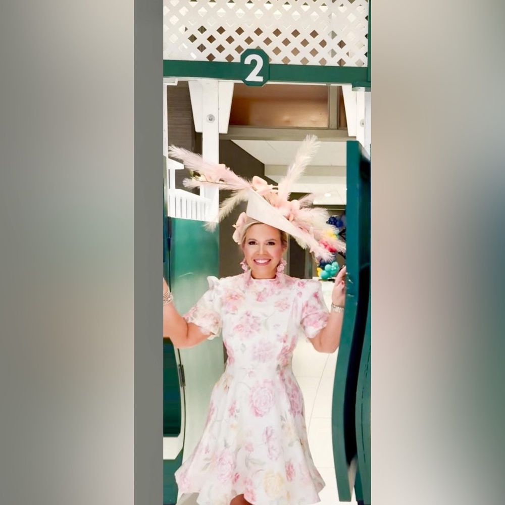 ✨Designer Kentucky Derby Hatinator Fascinator – Blush & Ivory ✨